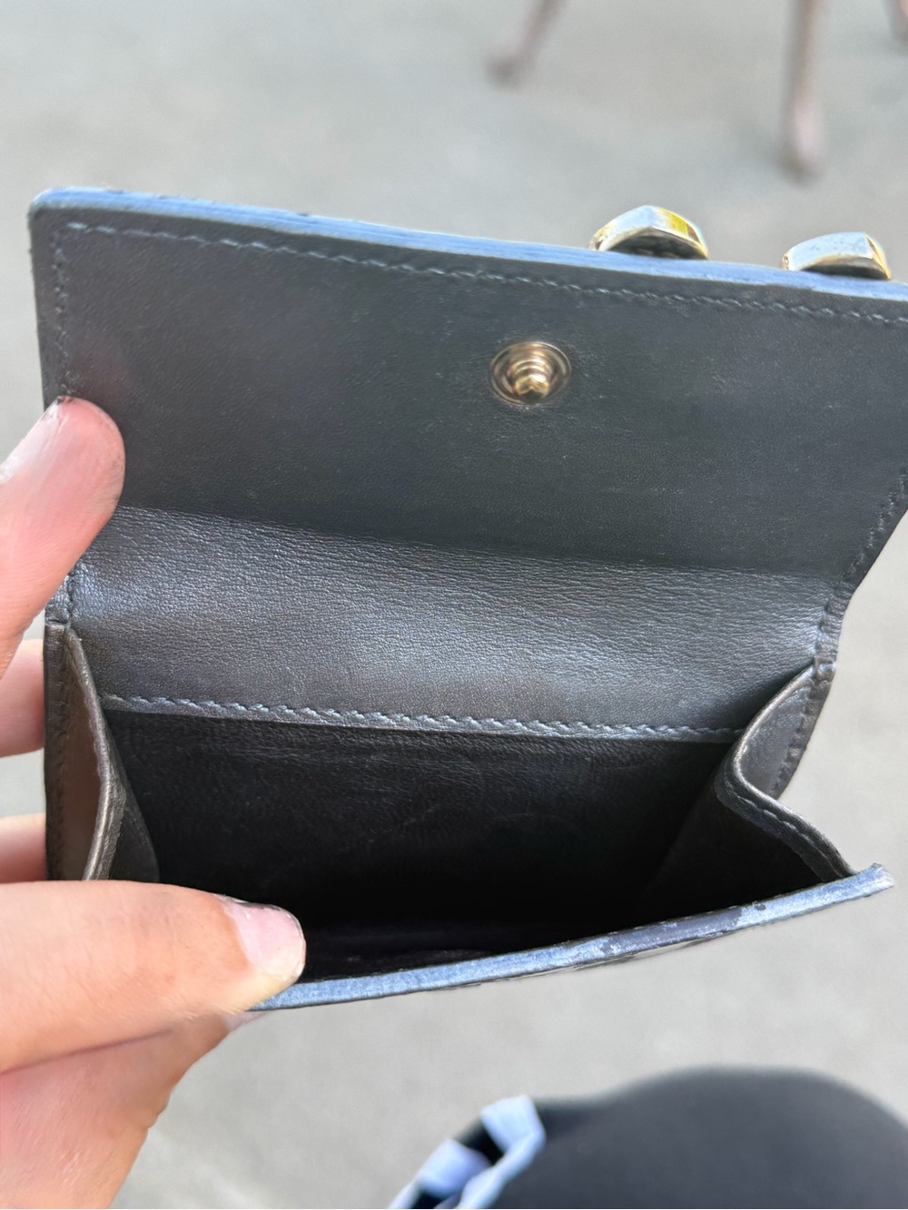 Gucci Black Embossed GG Leather Wallet - Picture 5 of 6